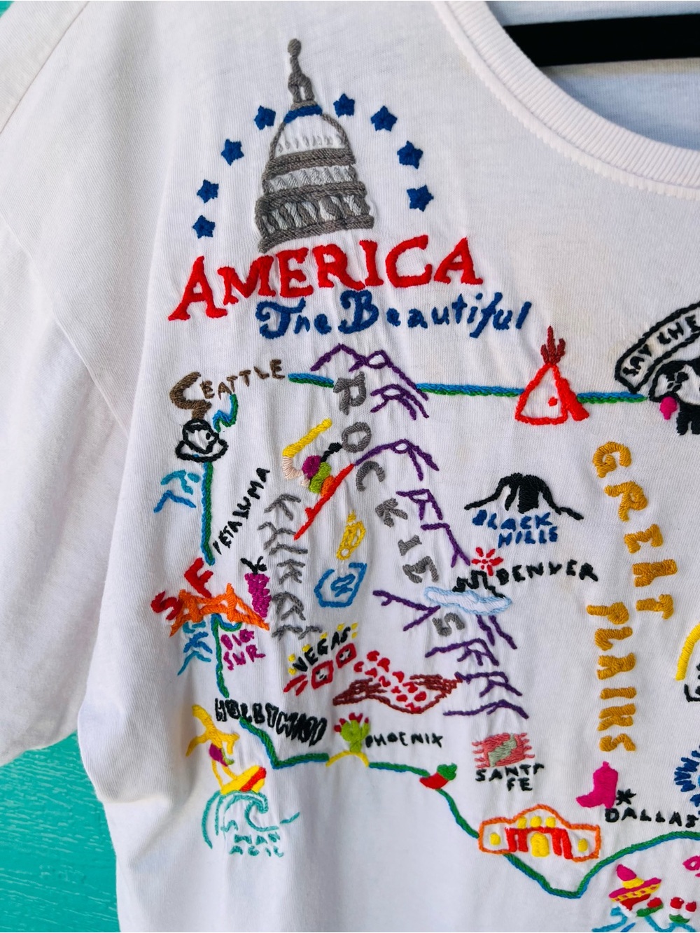 Vintage 90s Swan Magic America The Beautiful Hand Embroidered Map Tee SIZE LARGE - Picture 3 of 8